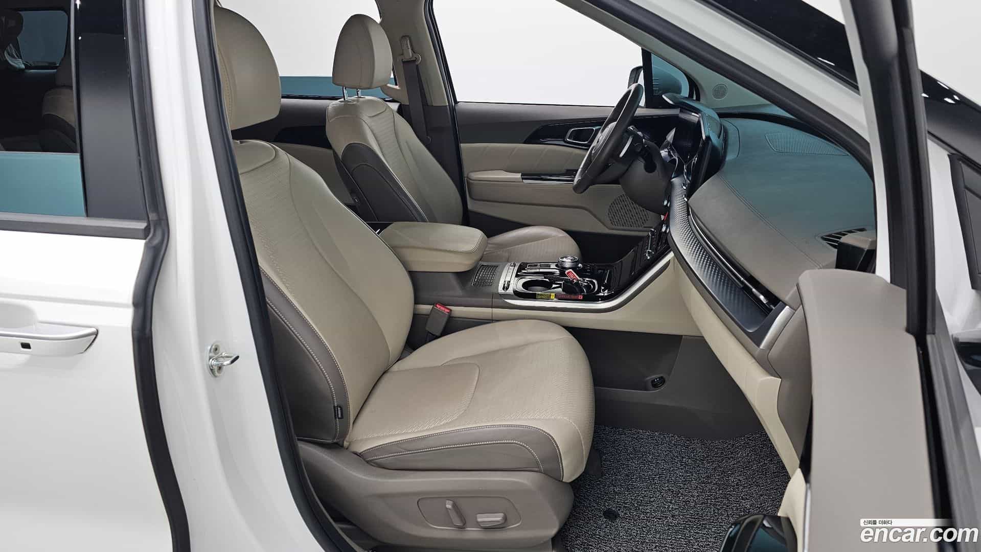 Canival Kia 2021.6-OPTION-015