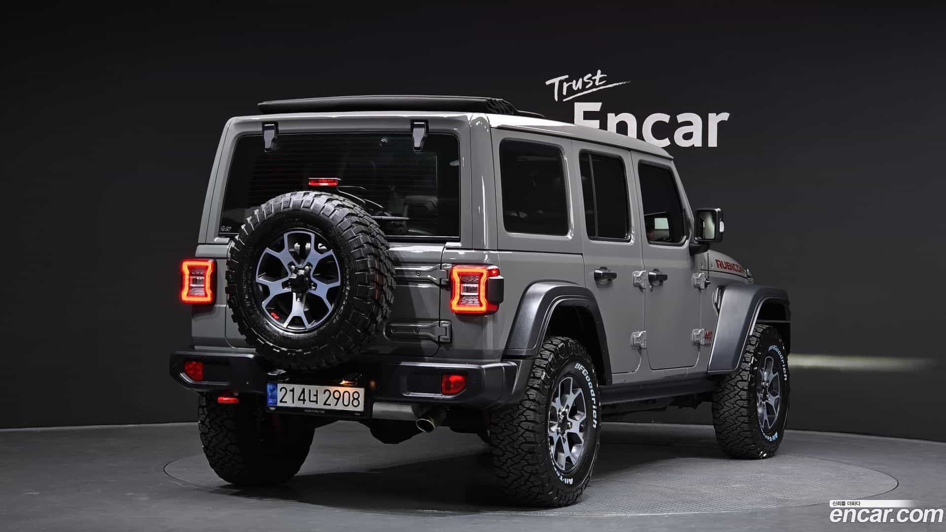 Wrangler Jeep 2022.10-OUTER-002
