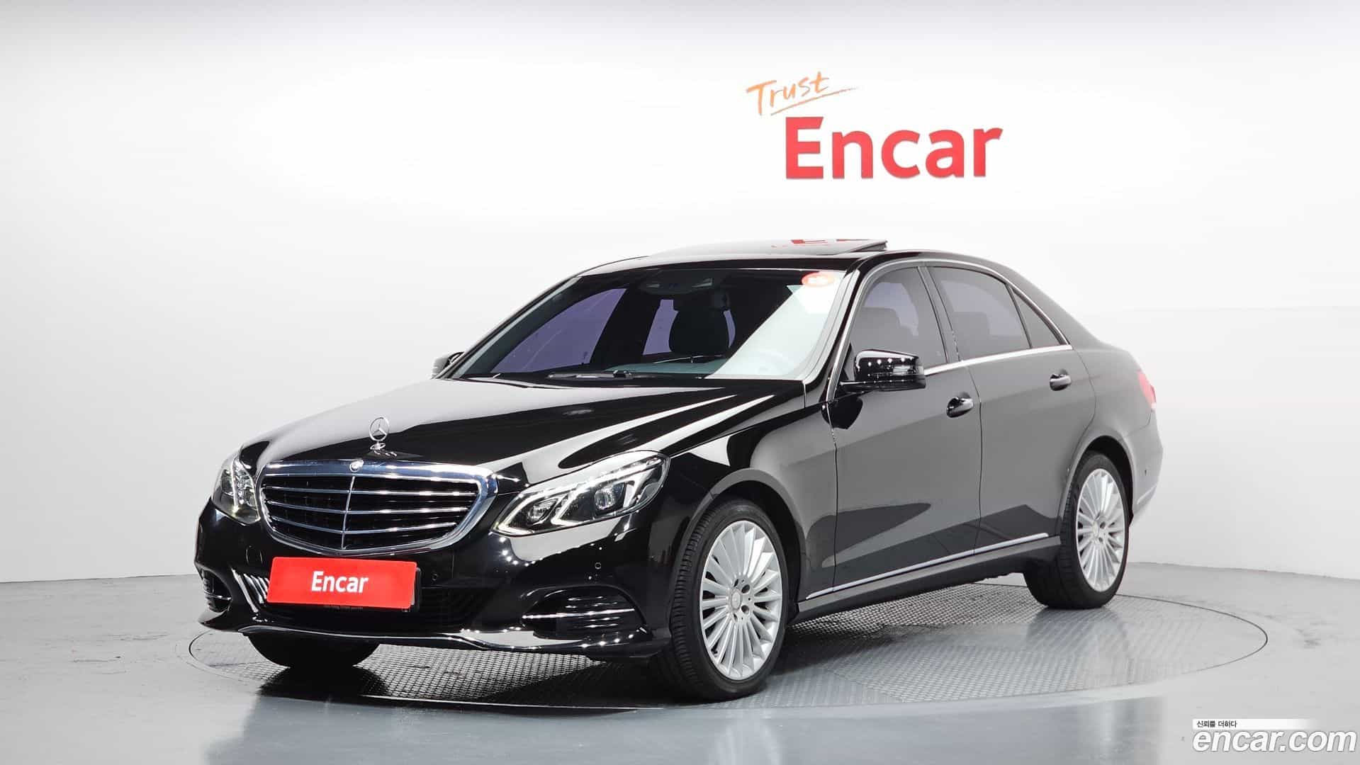 E-Class Mercedes-Benz 2016.0-OUTER-001