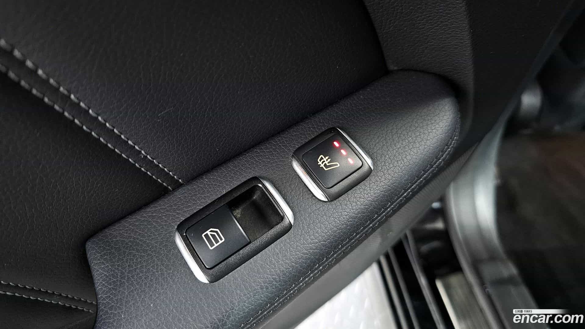 E-Class Mercedes-Benz 2016.0-OPTION-022