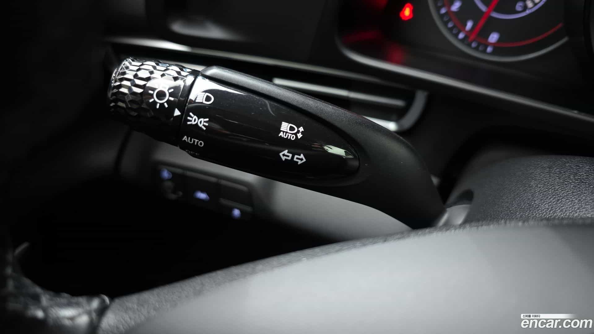 AVANTE Hyundai 2020.5-OPTION-017