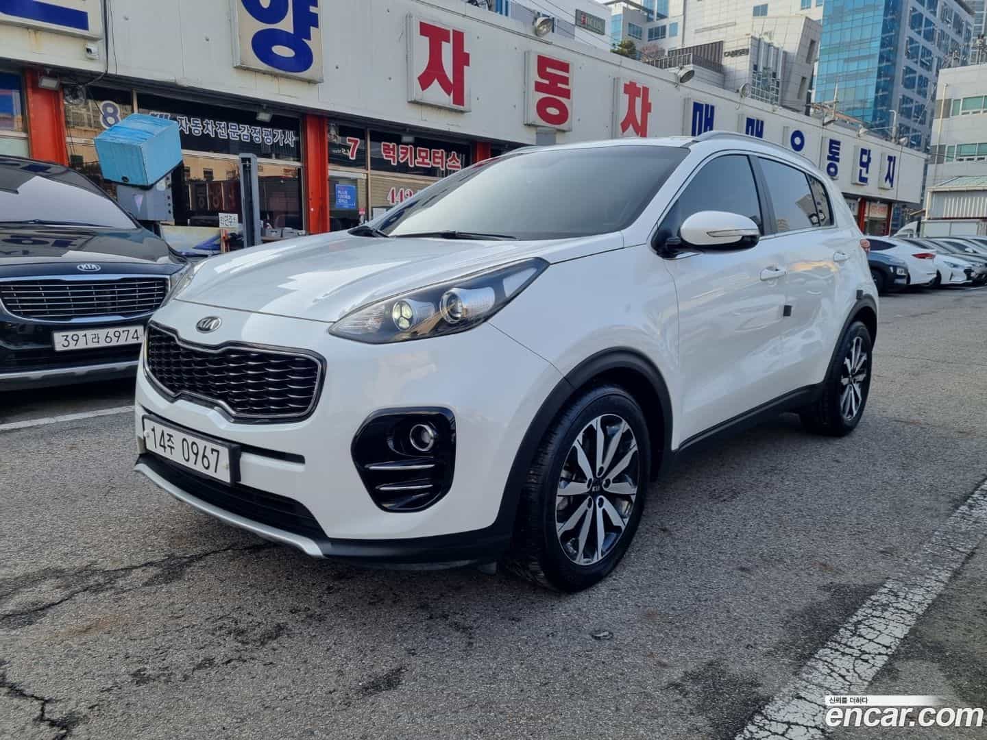 Sportage Kia 2015.11-OUTER-001