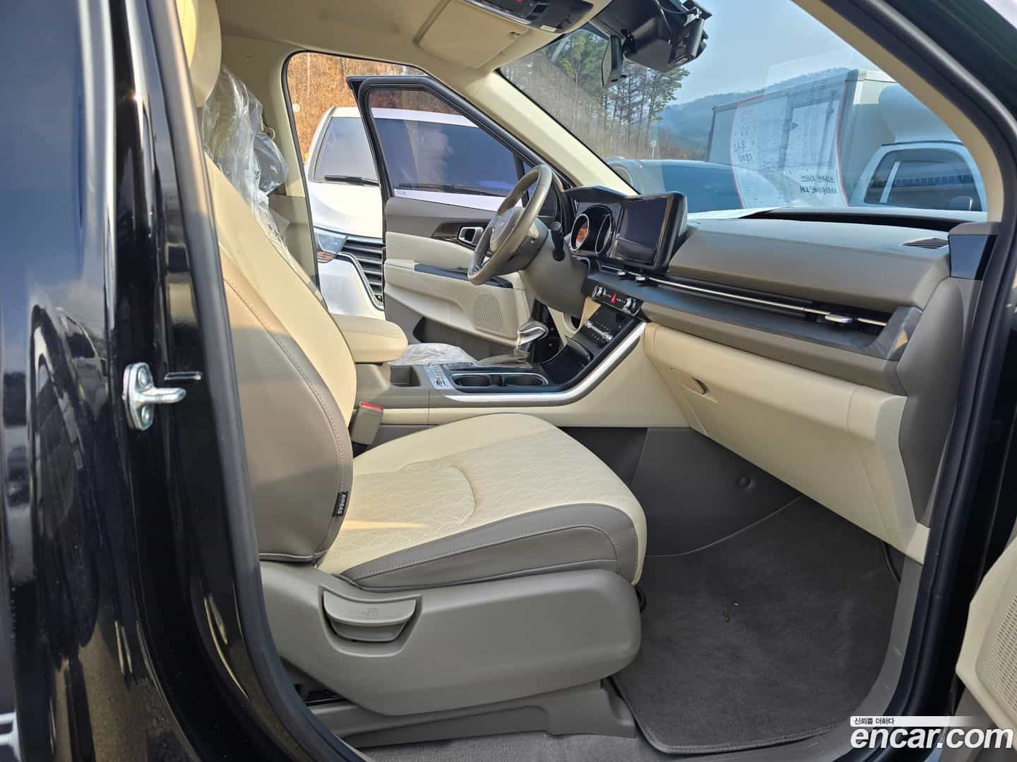 Canival Kia 2023.4-OPTION-021