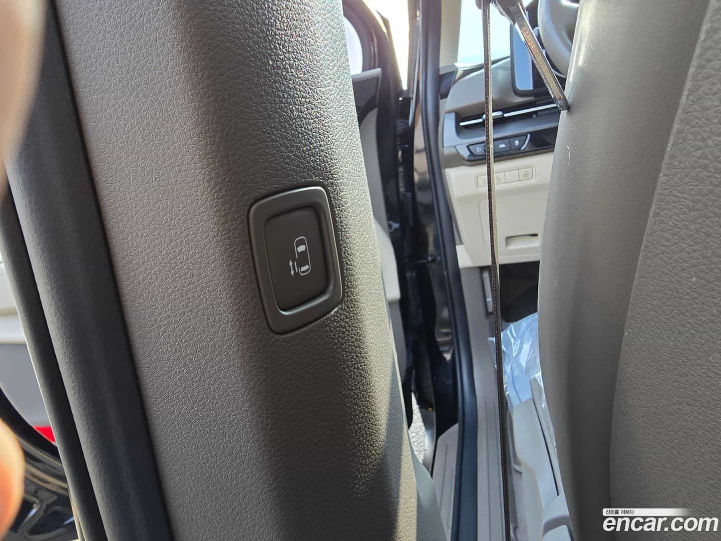Canival Kia 2023.4-OPTION-023