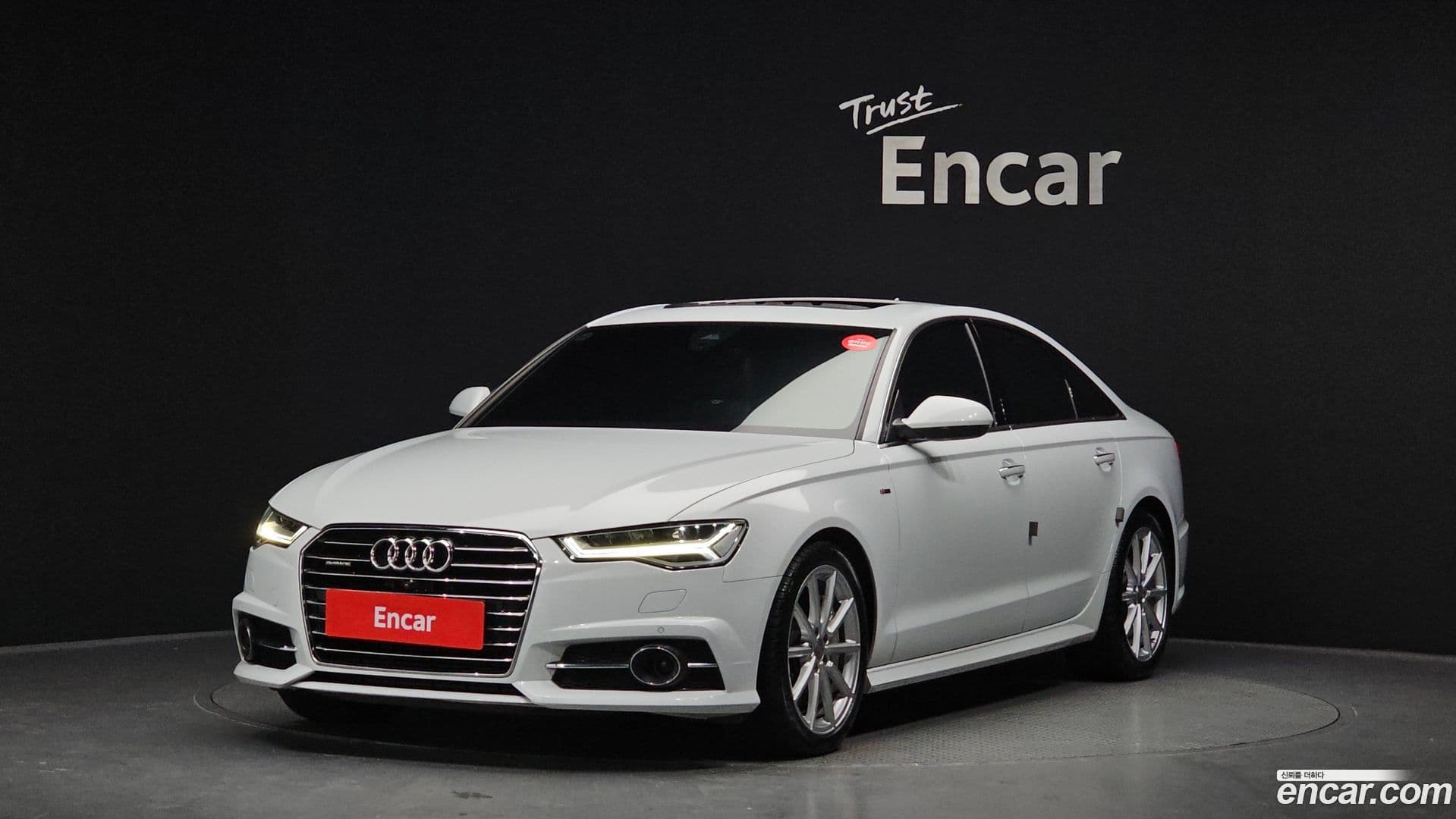 Main__Slider__Photo:A6 Audi 2015.10-0
