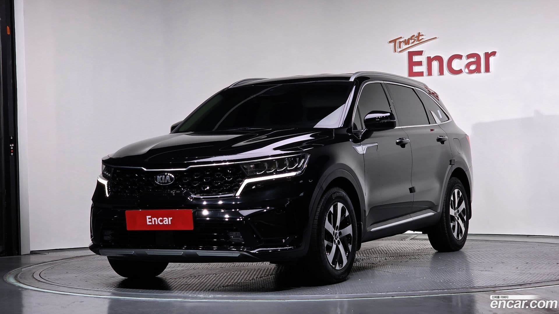 Main__Slider__Photo:Sorento Kia 2020.9-0