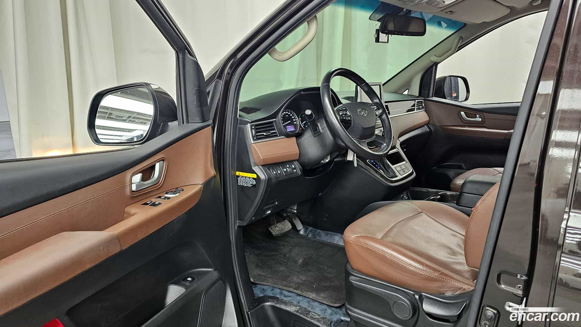 Starex Hyundai 2018.5-INNER-010