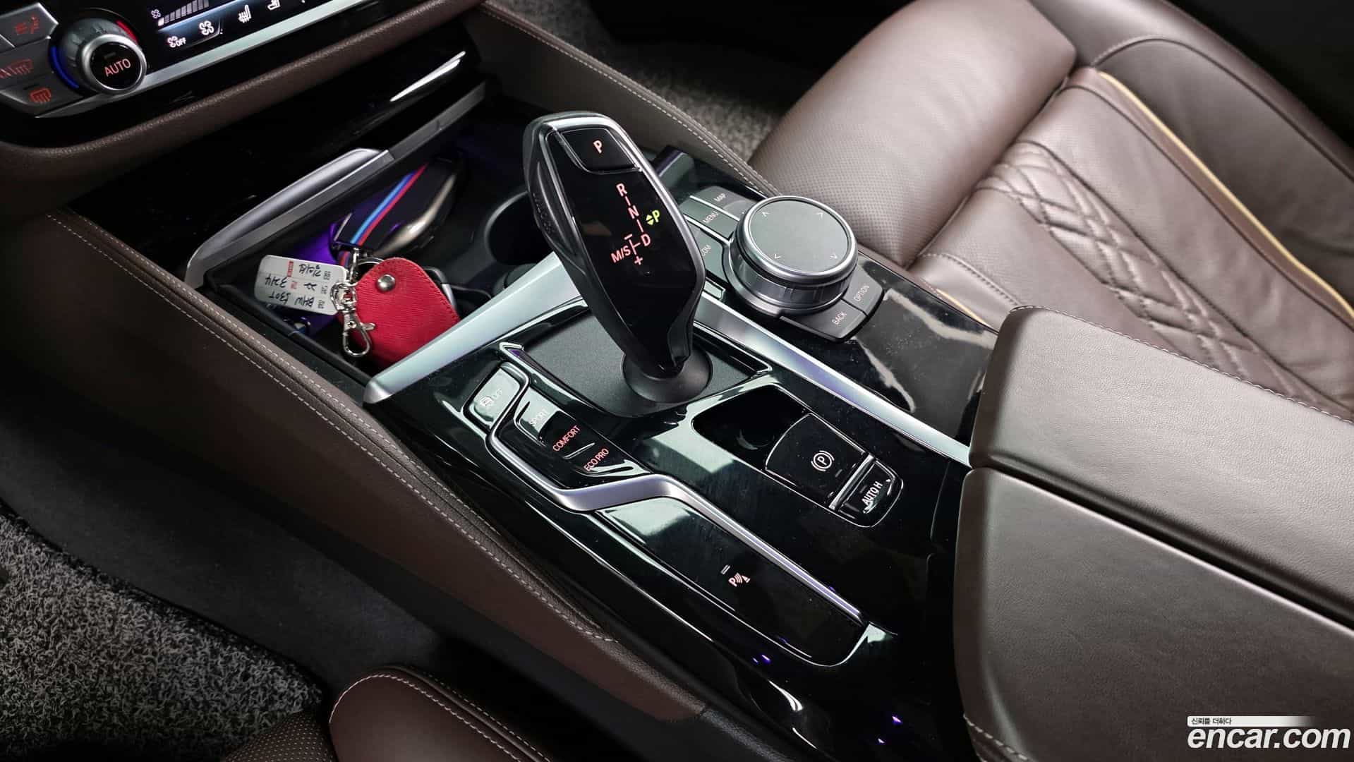 5-Series BMW 2022.2-INNER-009