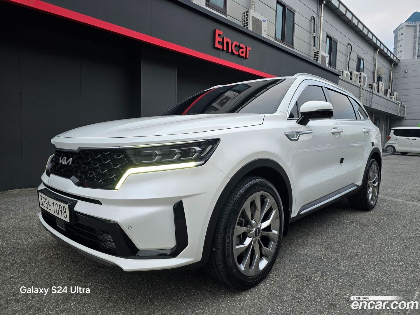 Main__Slider__Photo:Sorento Kia 2021.7-0