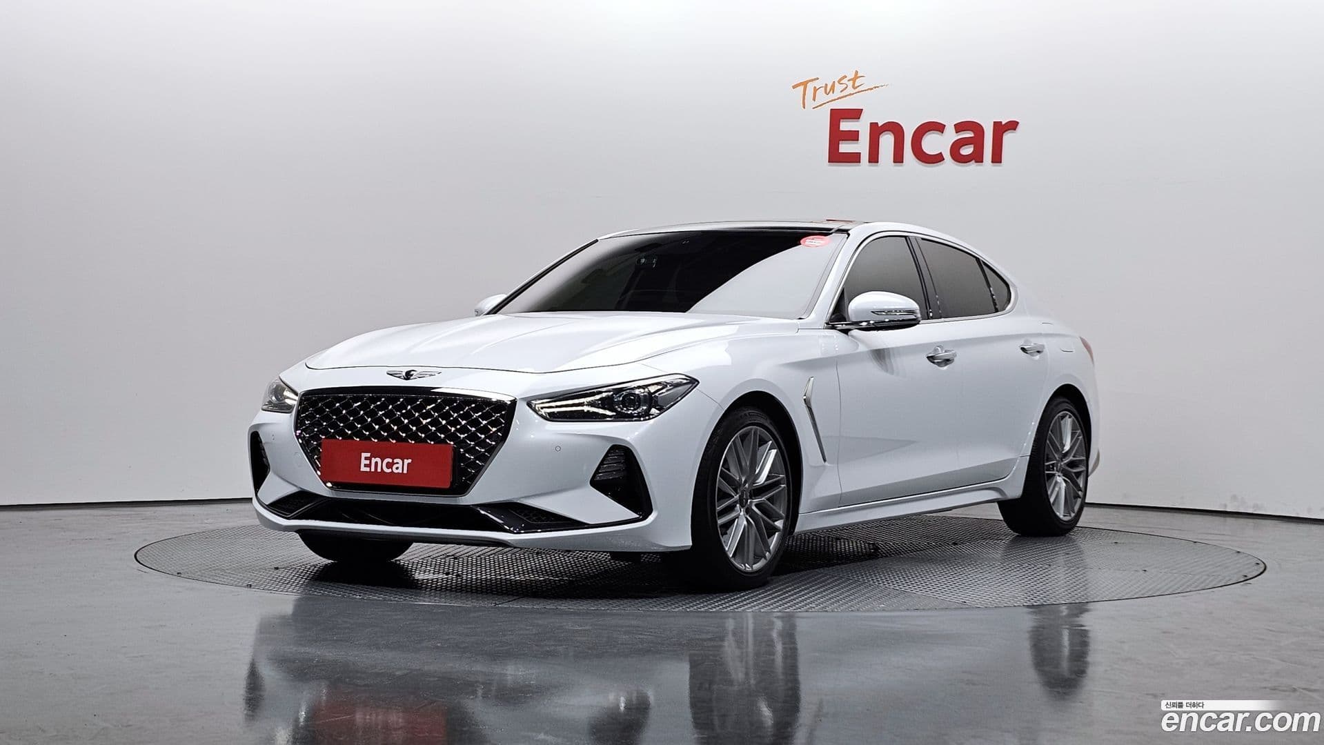 Main__Slider__Photo:G70 Genesis 2019.0-0