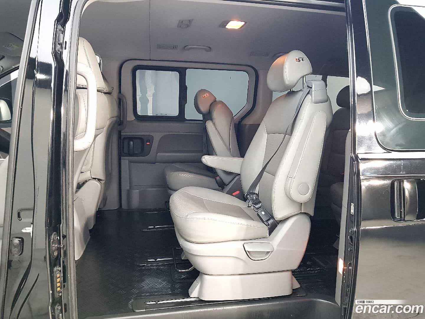 Starex Hyundai 2020.10-OPTION-015