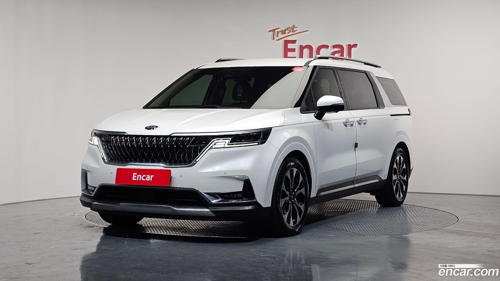Main__Slider__Photo:Canival Kia 2021.0-0
