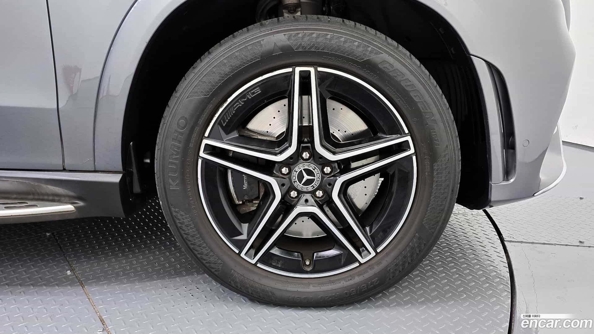 GLE-Class Mercedes-Benz 2021.3-OUTER-005