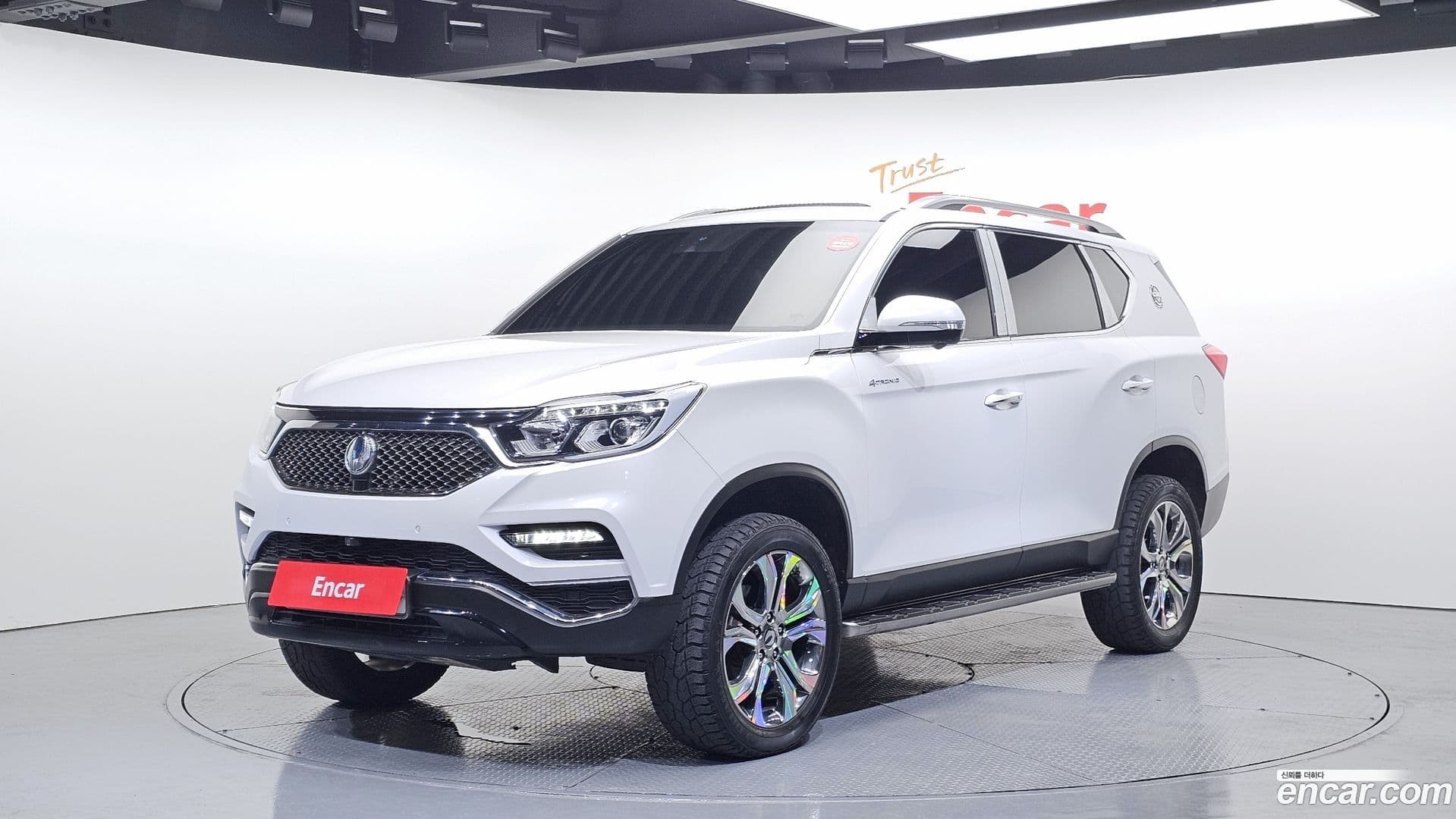 Main__Slider__Photo:Rexton KG Mobility 2018.7-0