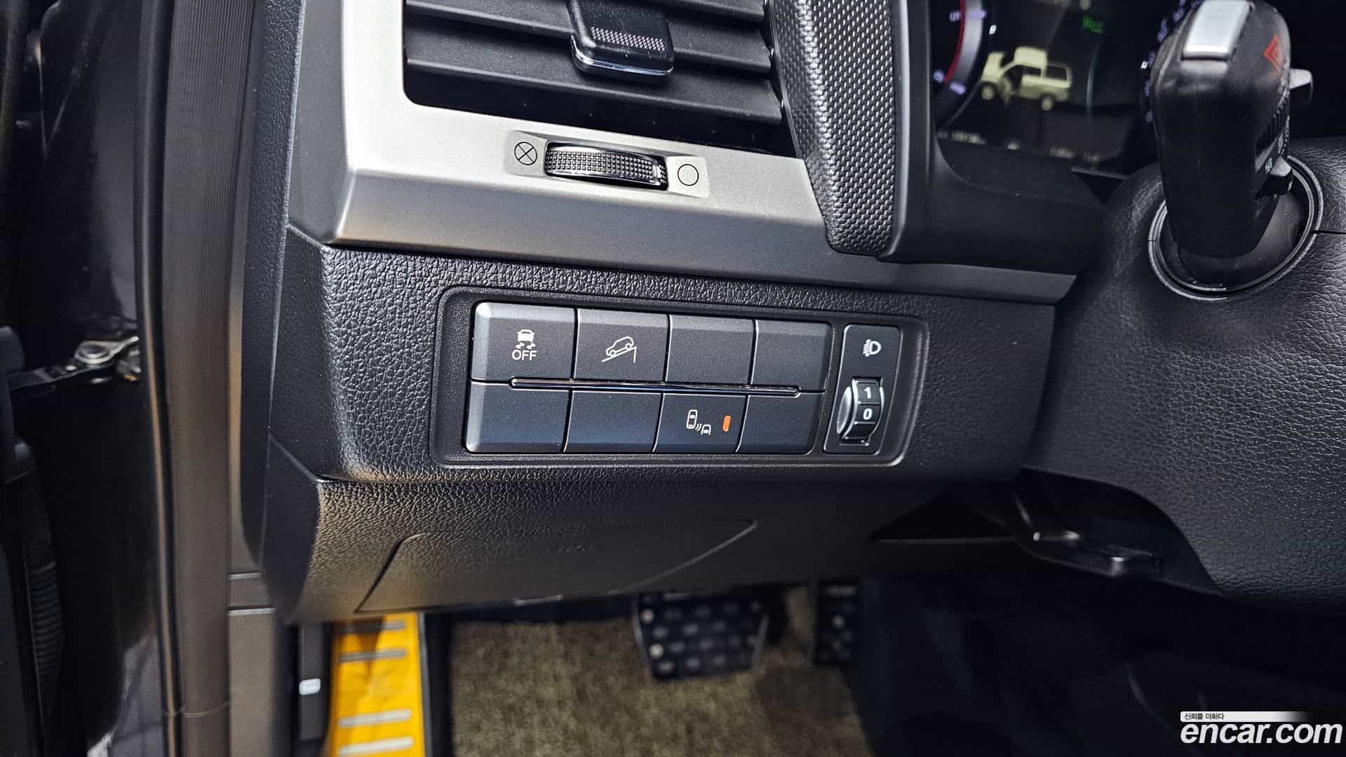 Rexton KG Mobility 2018.4-OPTION-018