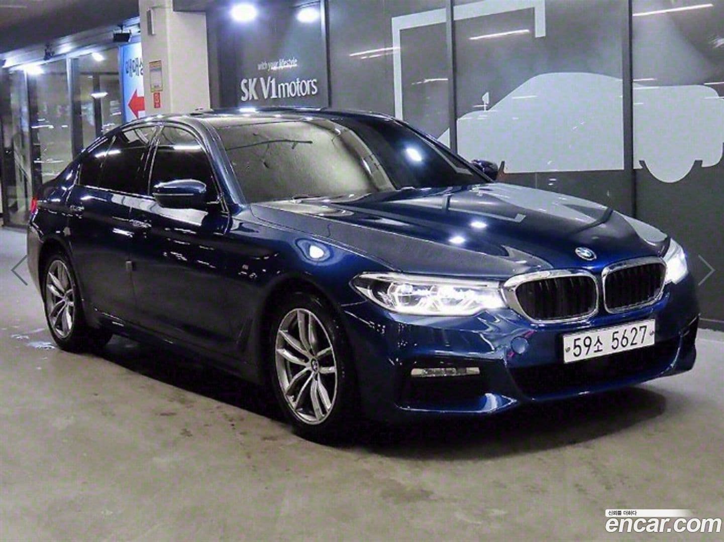 Main__Slider__Photo:5-Series BMW 2017.8-0