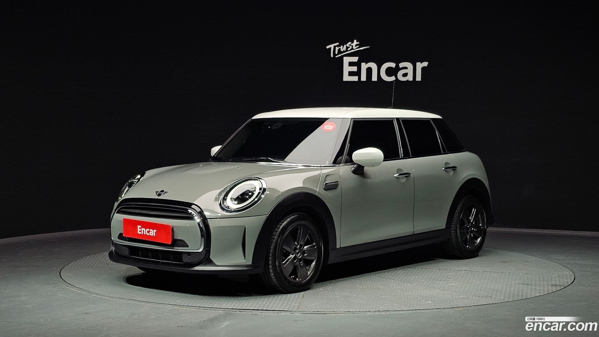 Main__Slider__Photo:Cooper Mini 2021.6-0