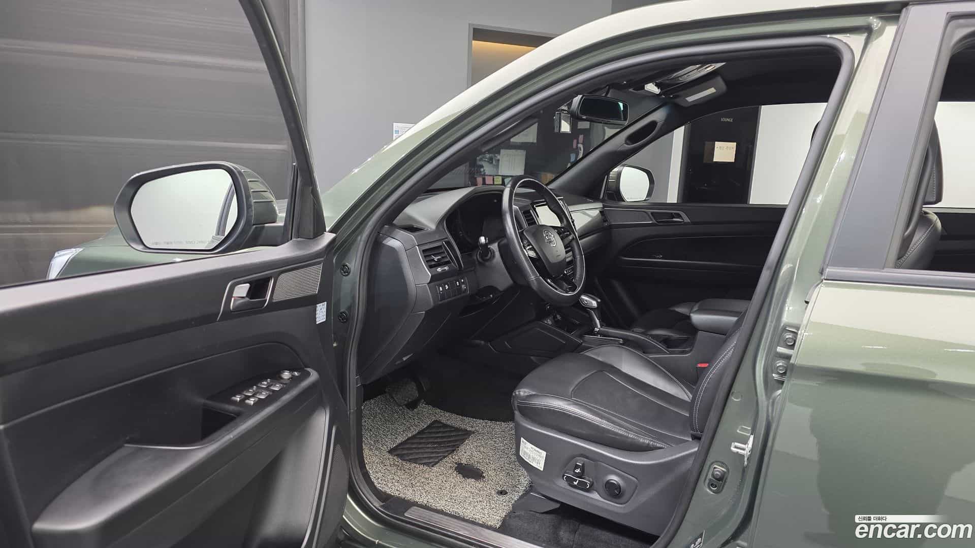 Rexton KG Mobility 2023.1-INNER-010