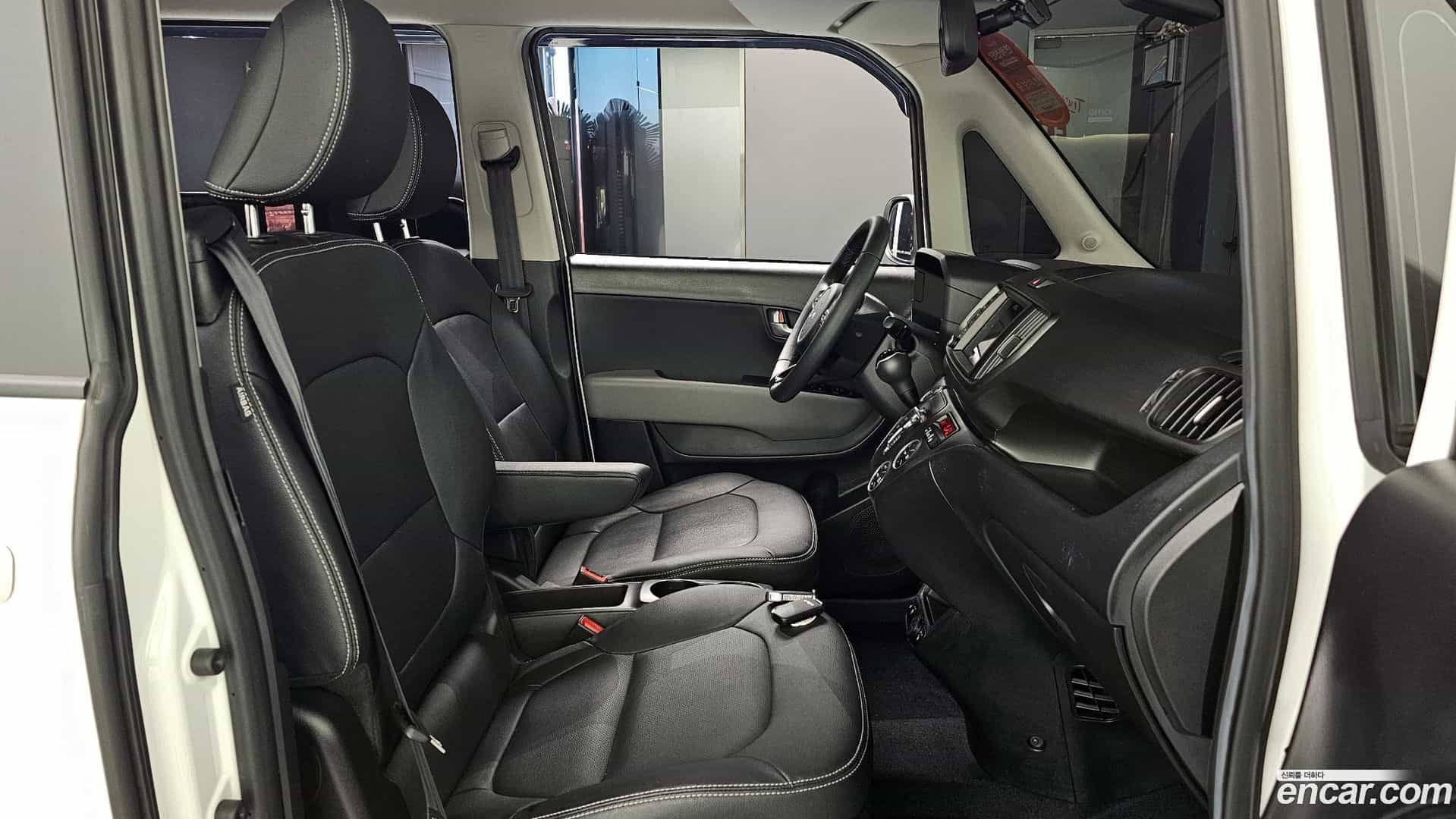 RAY Kia 2023.7-INNER-010