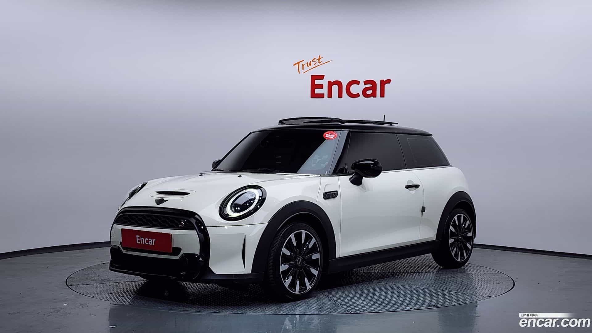 Cooper Mini 2021.6-OUTER-001
