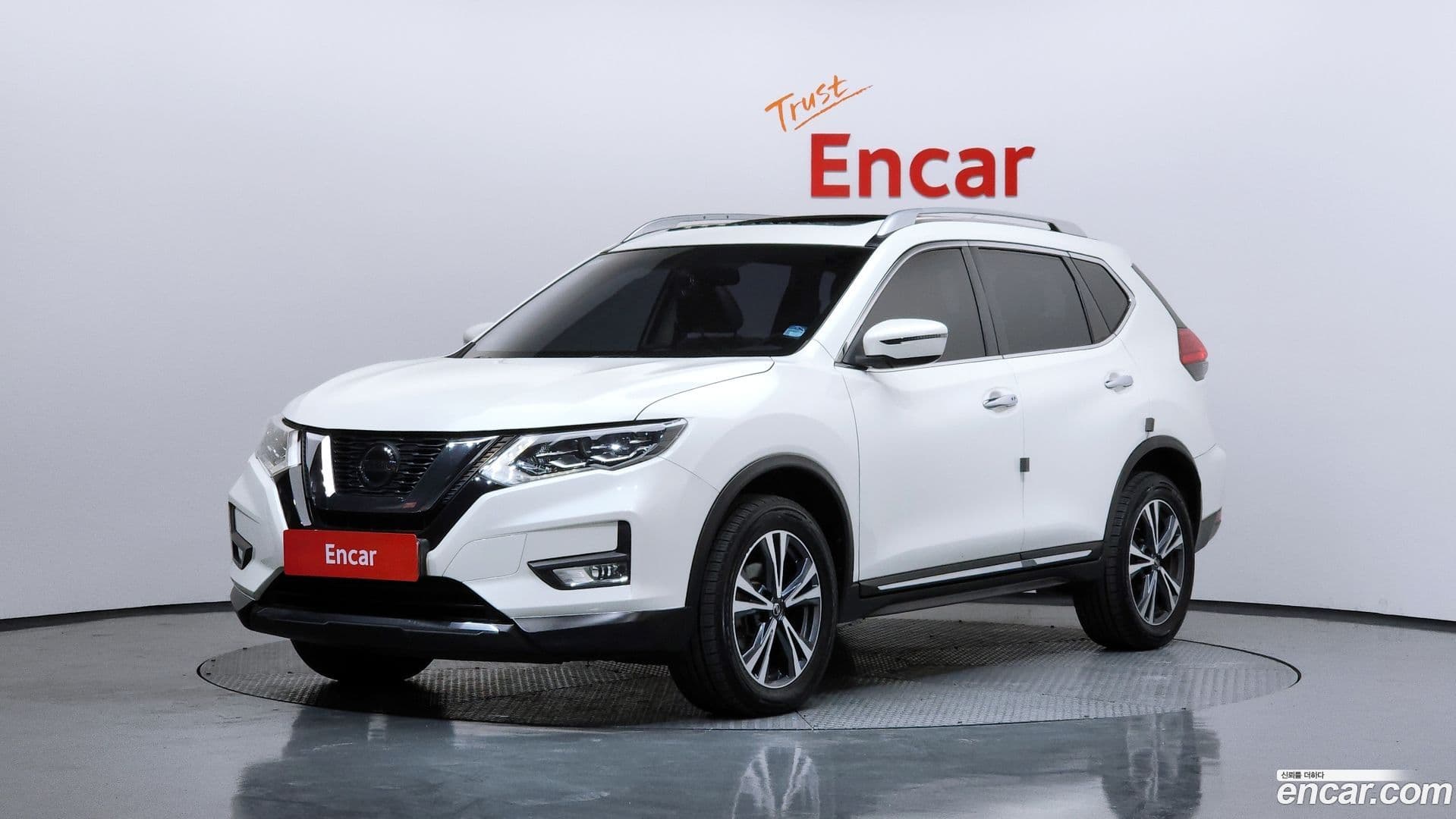 Main__Slider__Photo:X-Trail Nissan 2018.11-0