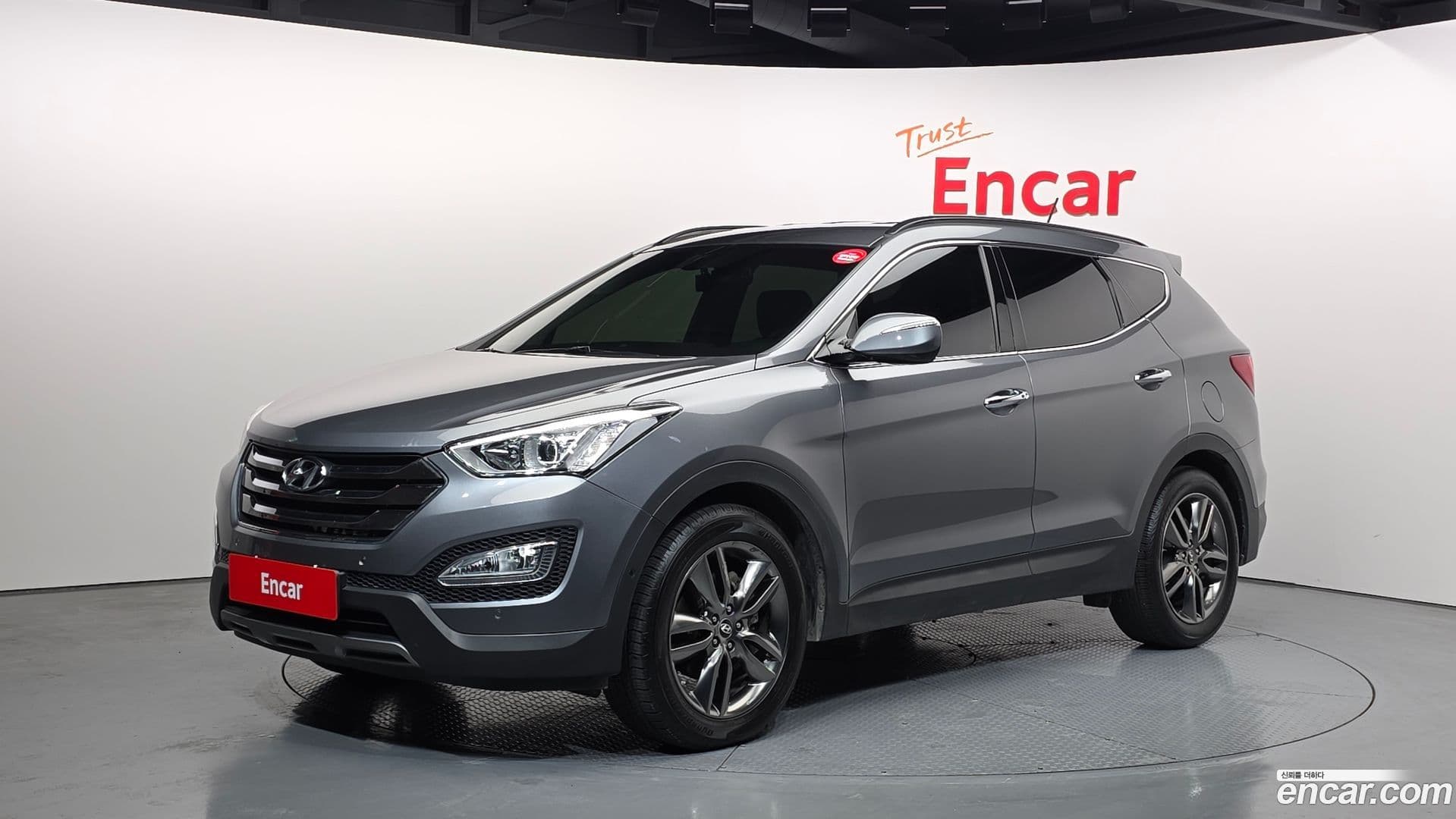 Main__Slider__Photo:Santafe Hyundai 2012.10-0