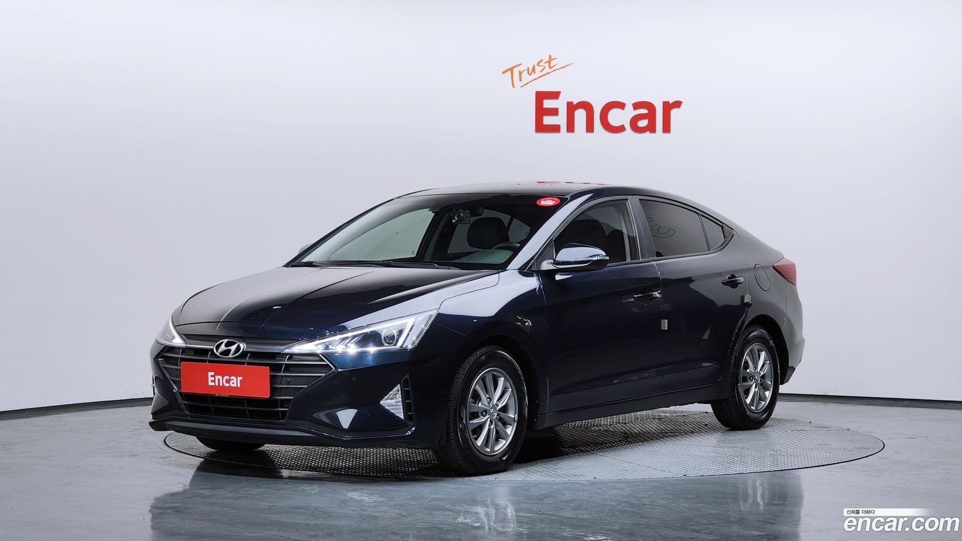 Main__Slider__Photo:AVANTE Hyundai 2019.0-0