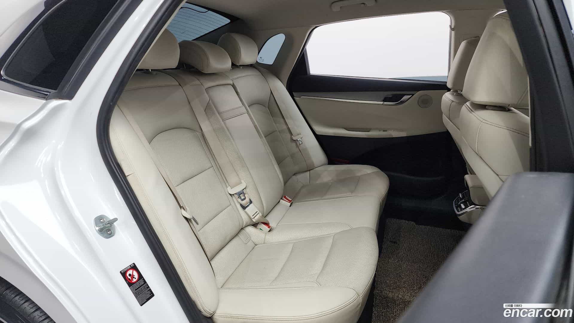 Grandeur Hyundai 2021.9-OPTION-016