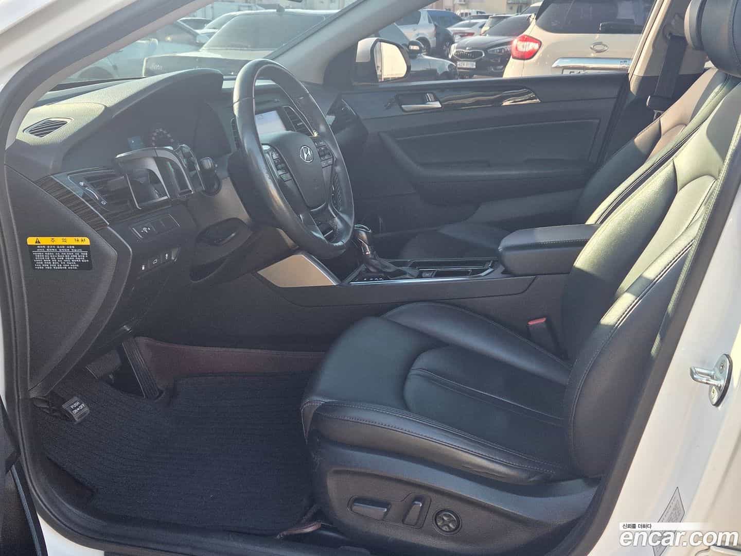 Sonata Hyundai 2015.8-INNER-007