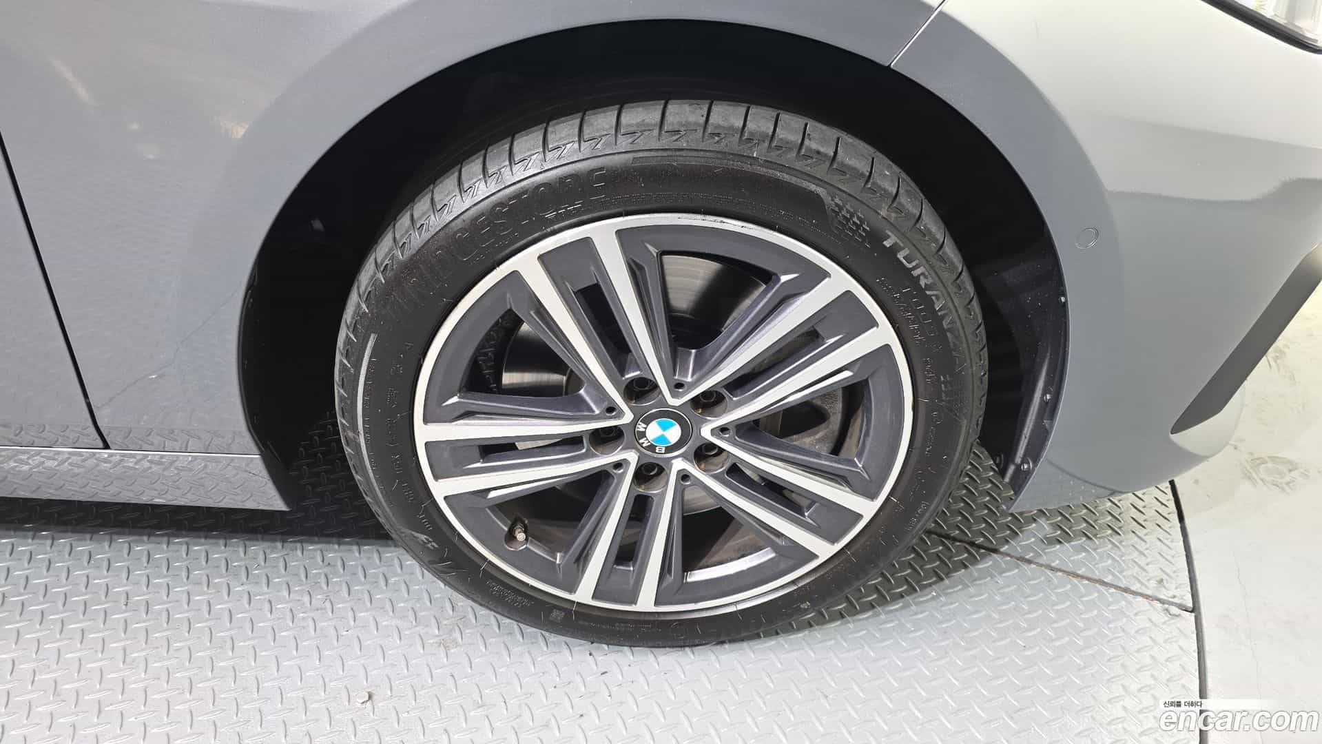 2-Series BMW 2022.5-OUTER-005