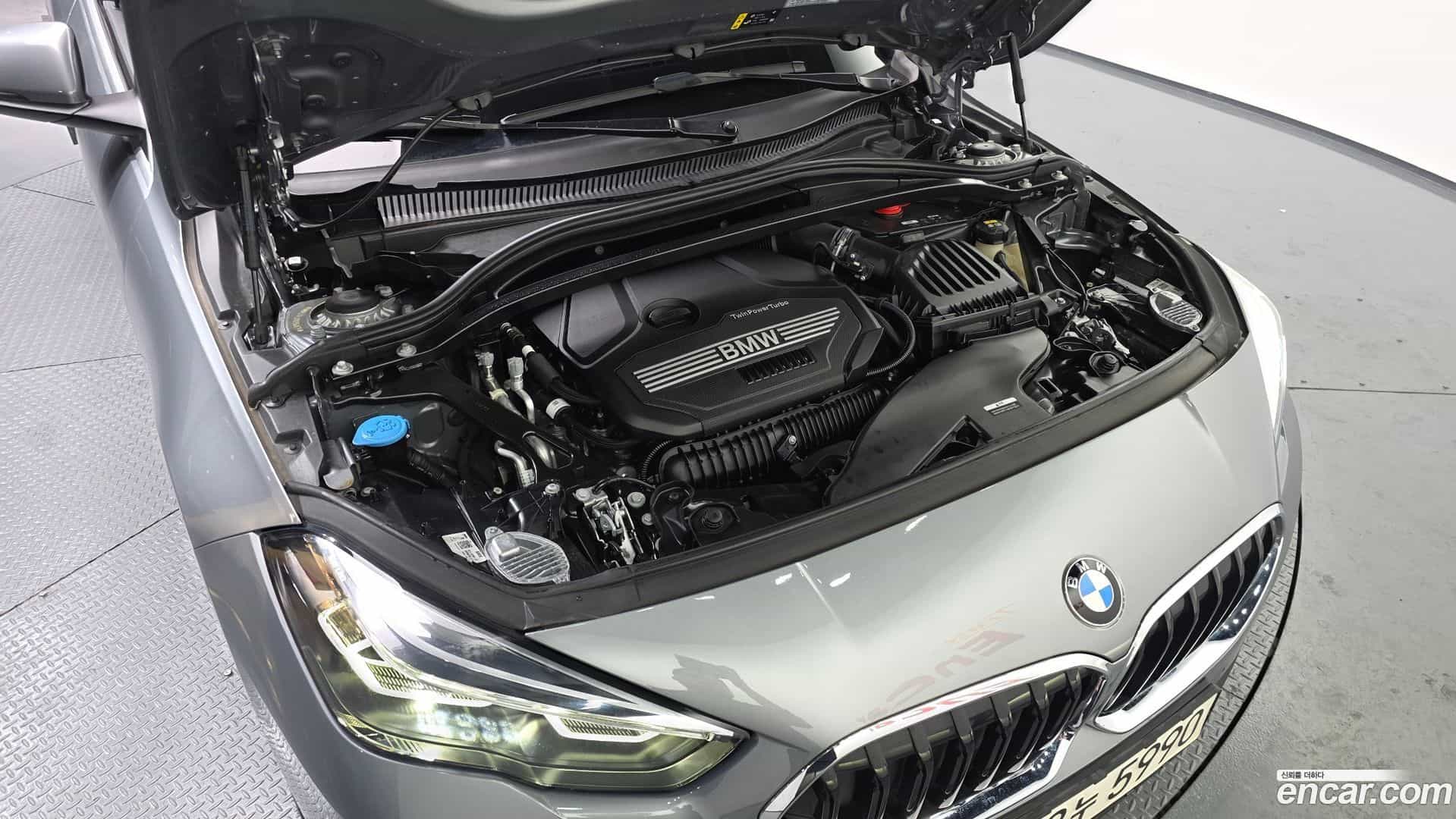 2-Series BMW 2022.5-INNER-006
