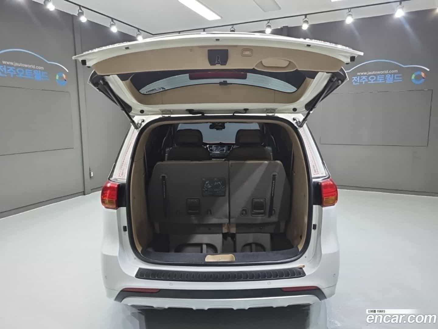 Canival Kia 2015.9-OPTION-022