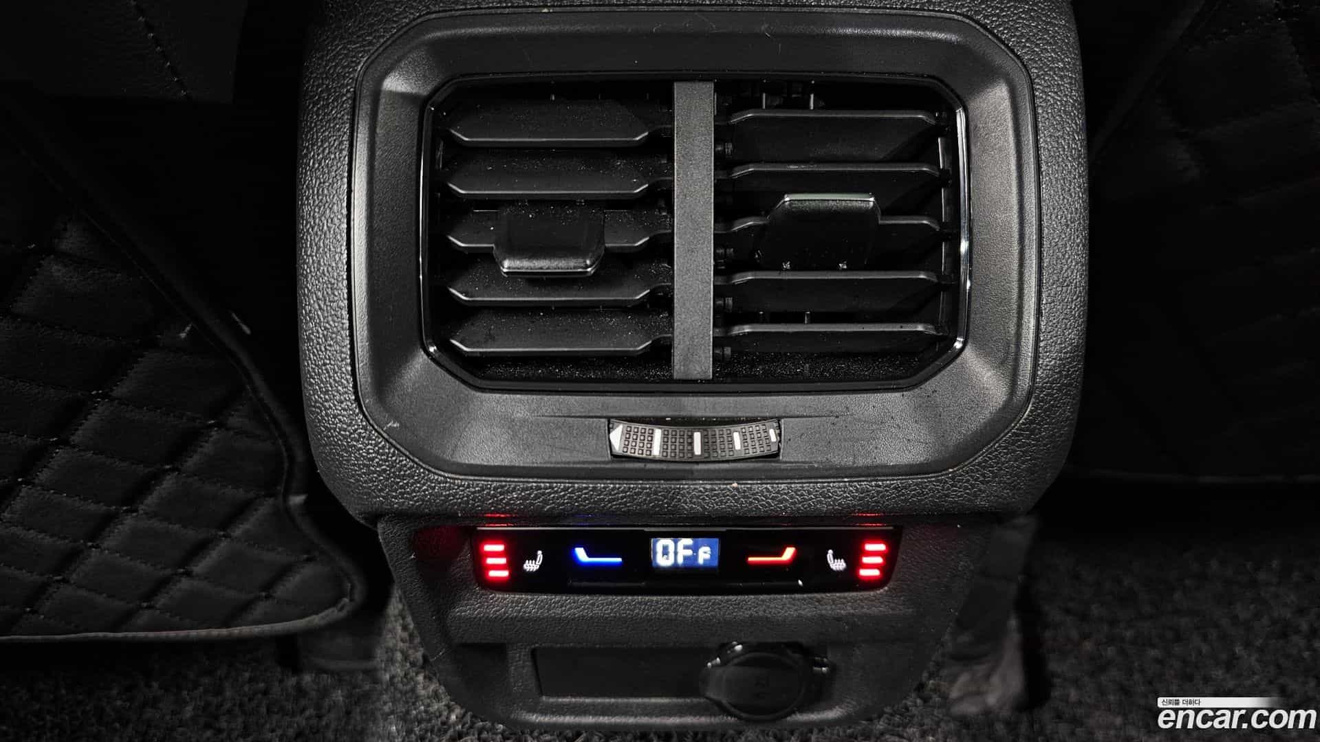 Tiguan Volkswagen 2023.11-OPTION-023