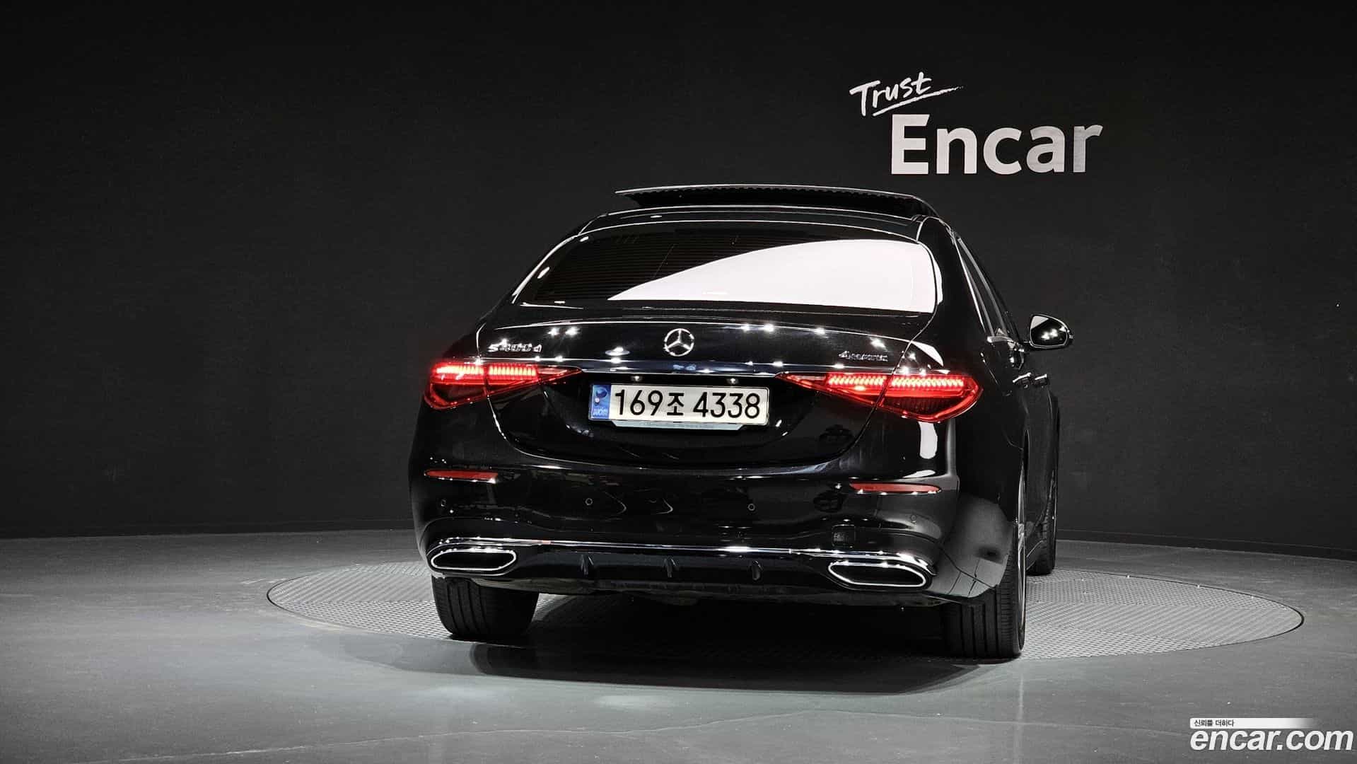 S-Class Mercedes-Benz 2023.4-OUTER-004