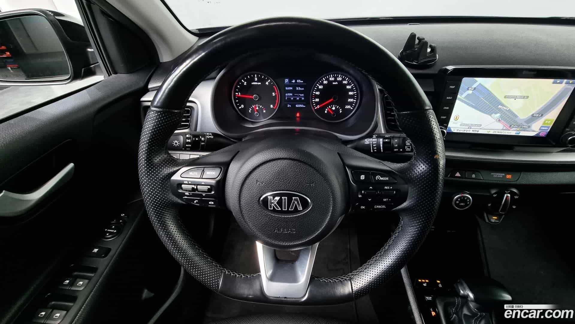 Stonic Kia 2017.10-OPTION-017