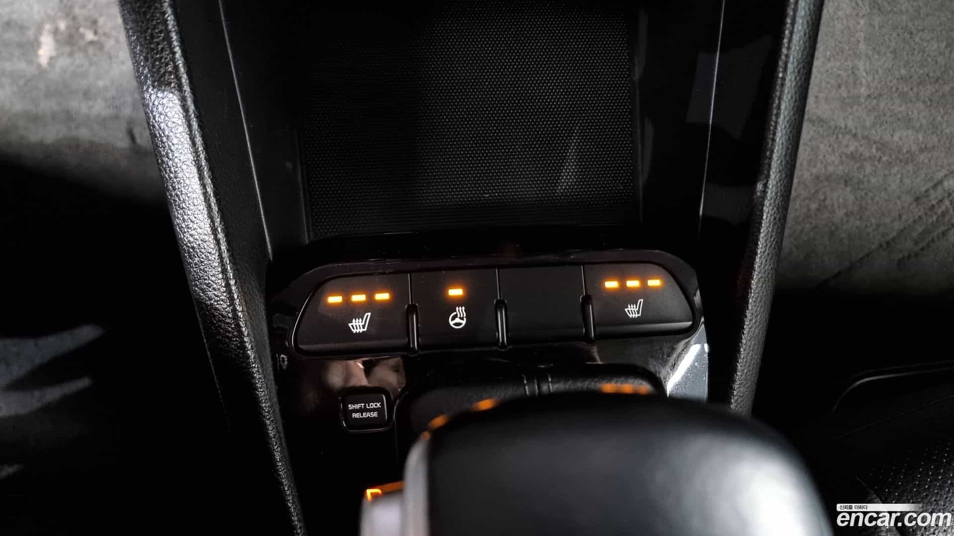 Stonic Kia 2017.10-OPTION-022