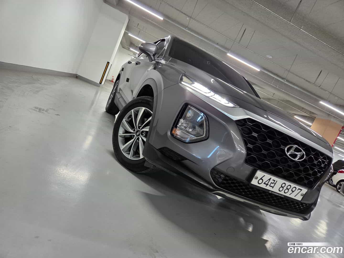 Santafe Hyundai 2019.5-OUTER-001