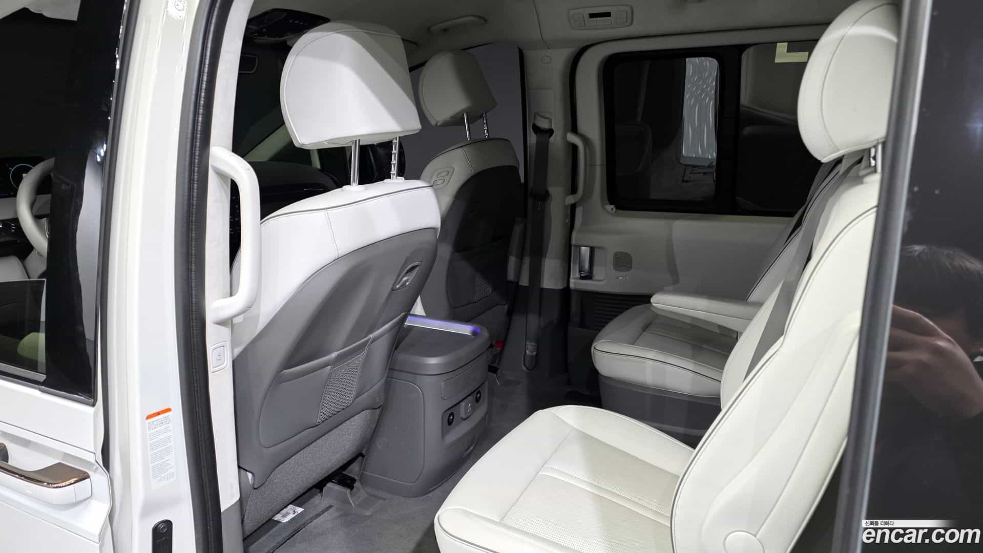 Staria Hyundai 2021.10-OPTION-015