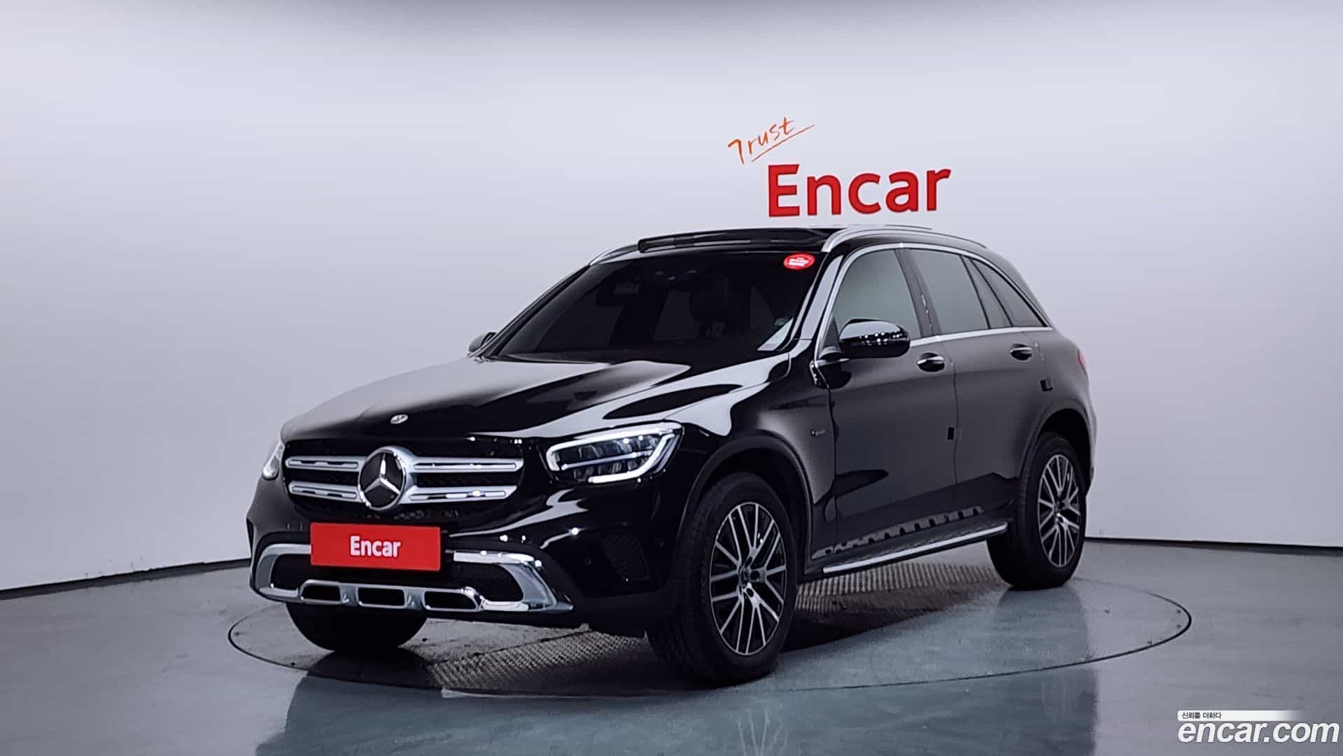 GLC-Class Mercedes-Benz 2021.4-OUTER-001