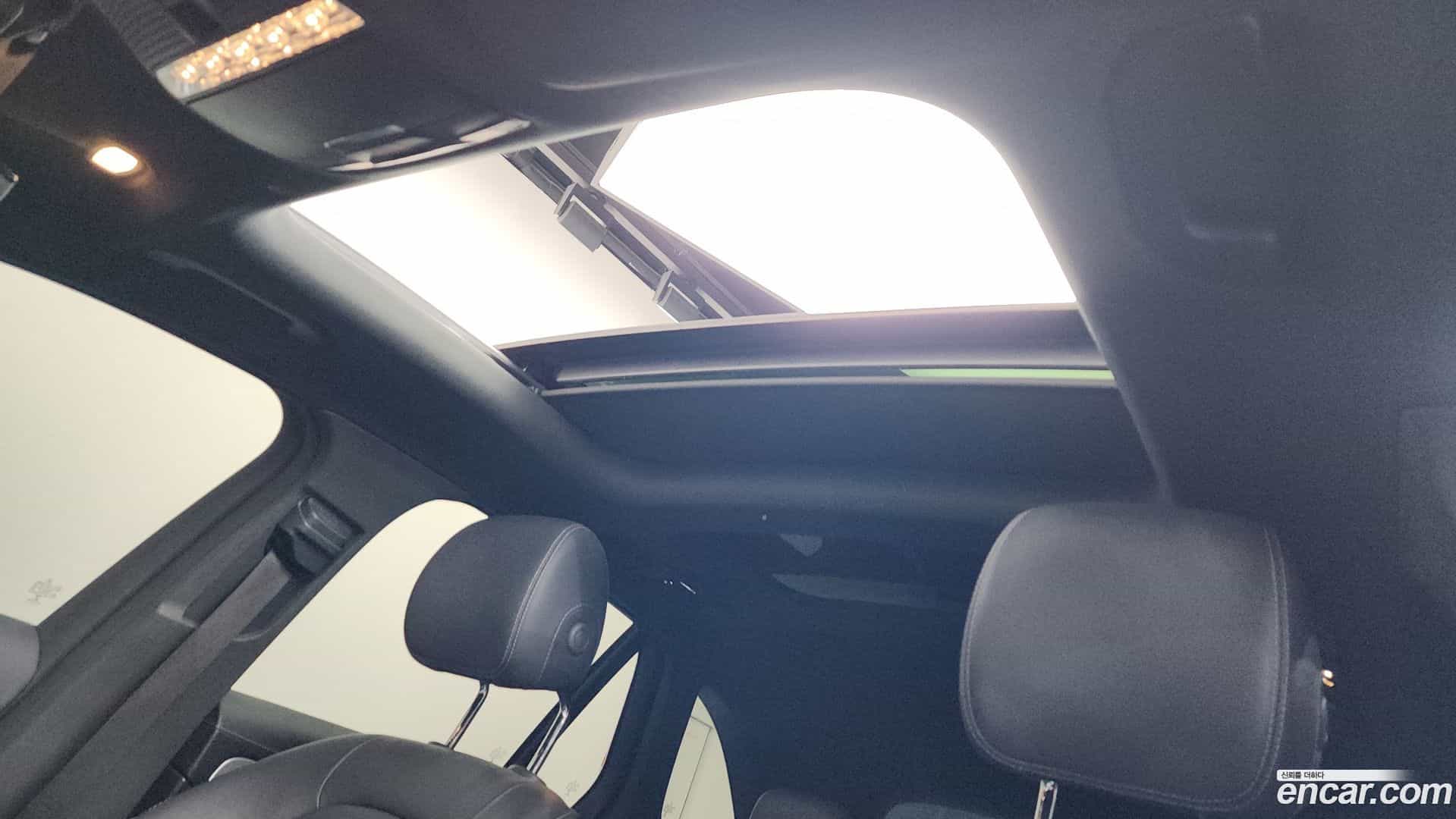 GLC-Class Mercedes-Benz 2021.4-OPTION-023