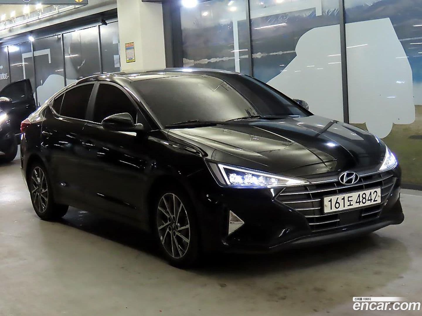 Main__Slider__Photo:AVANTE Hyundai 2019.11-0