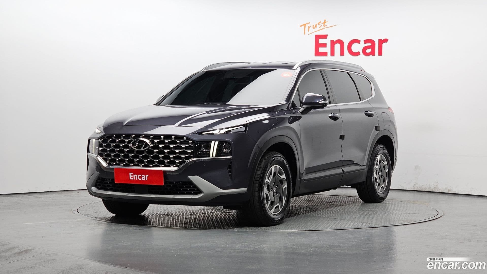 Main__Slider__Photo:Santafe Hyundai 2021.11-0