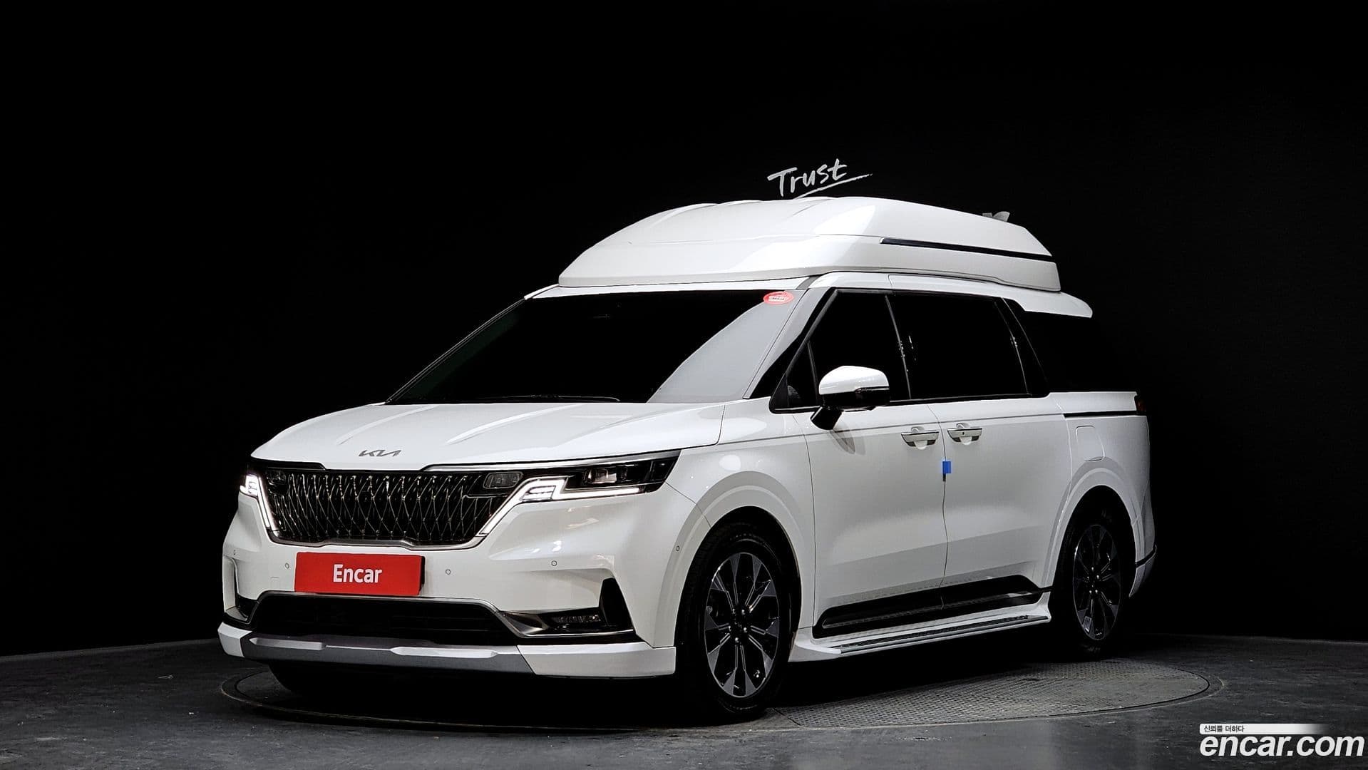 Main__Slider__Photo:Canival Kia 2021.11-0