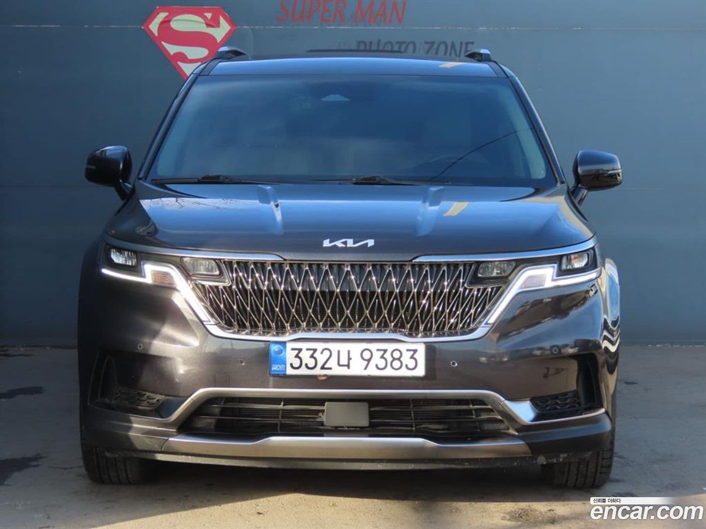 Main__Slider__Photo:Canival Kia 2022.1-0