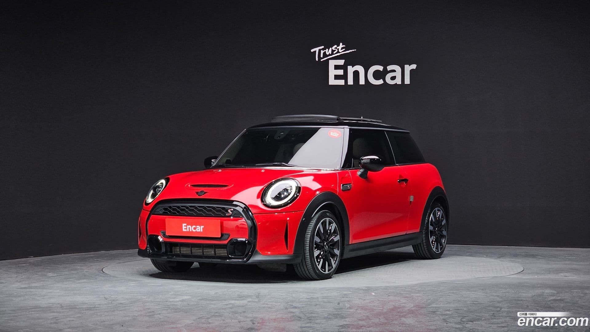 Main__Slider__Photo:Cooper Mini 2023.2-0