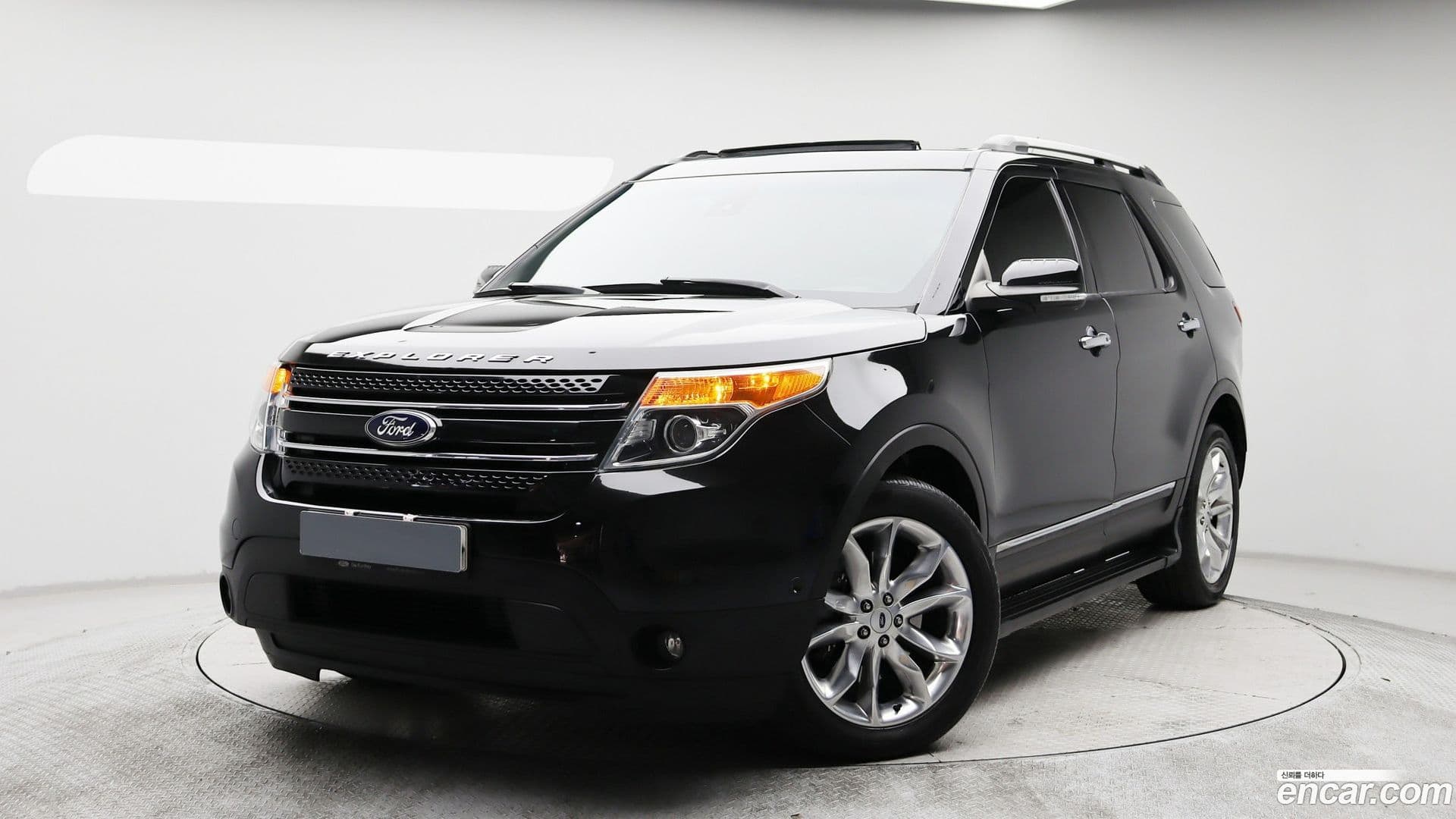 Main__Slider__Photo:Explorer Ford 2015.0-0