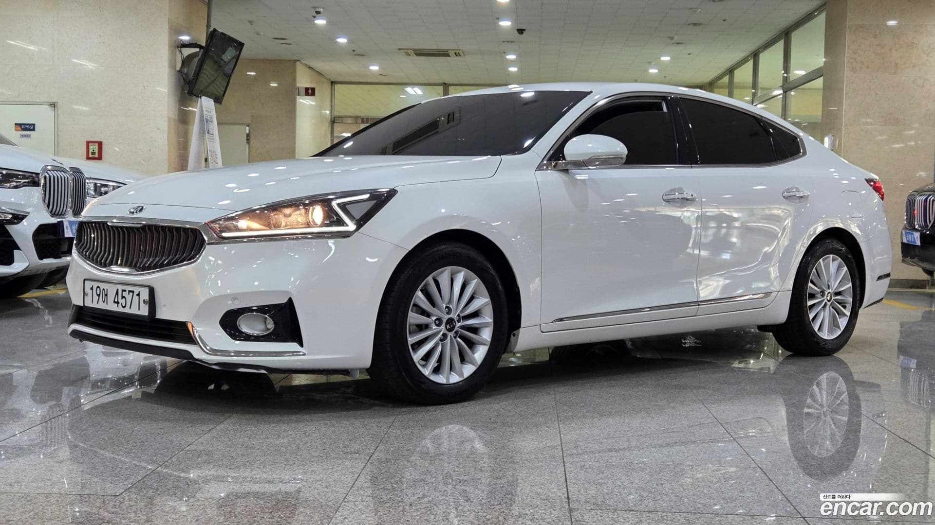 Main__Slider__Photo:K7 Kia 2018.8-0