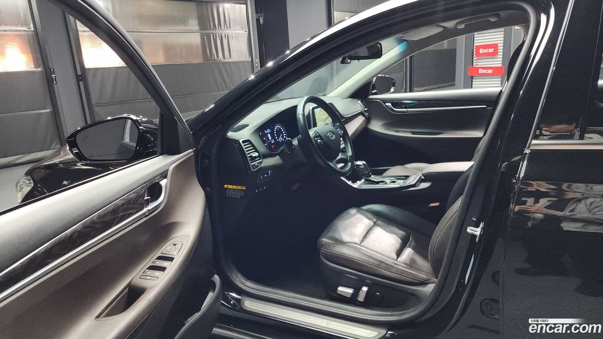 Grandeur Hyundai 2017.0-INNER-010