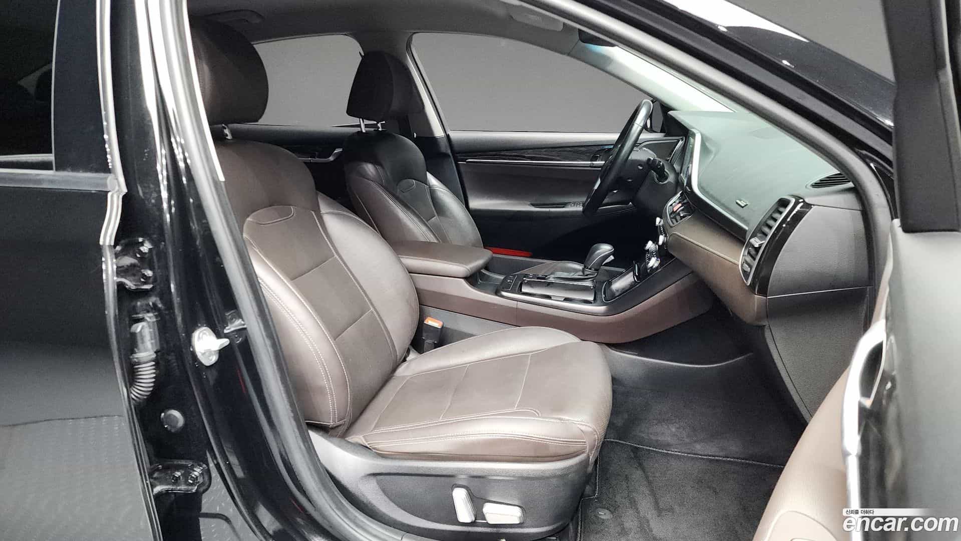 Grandeur Hyundai 2017.0-OPTION-015