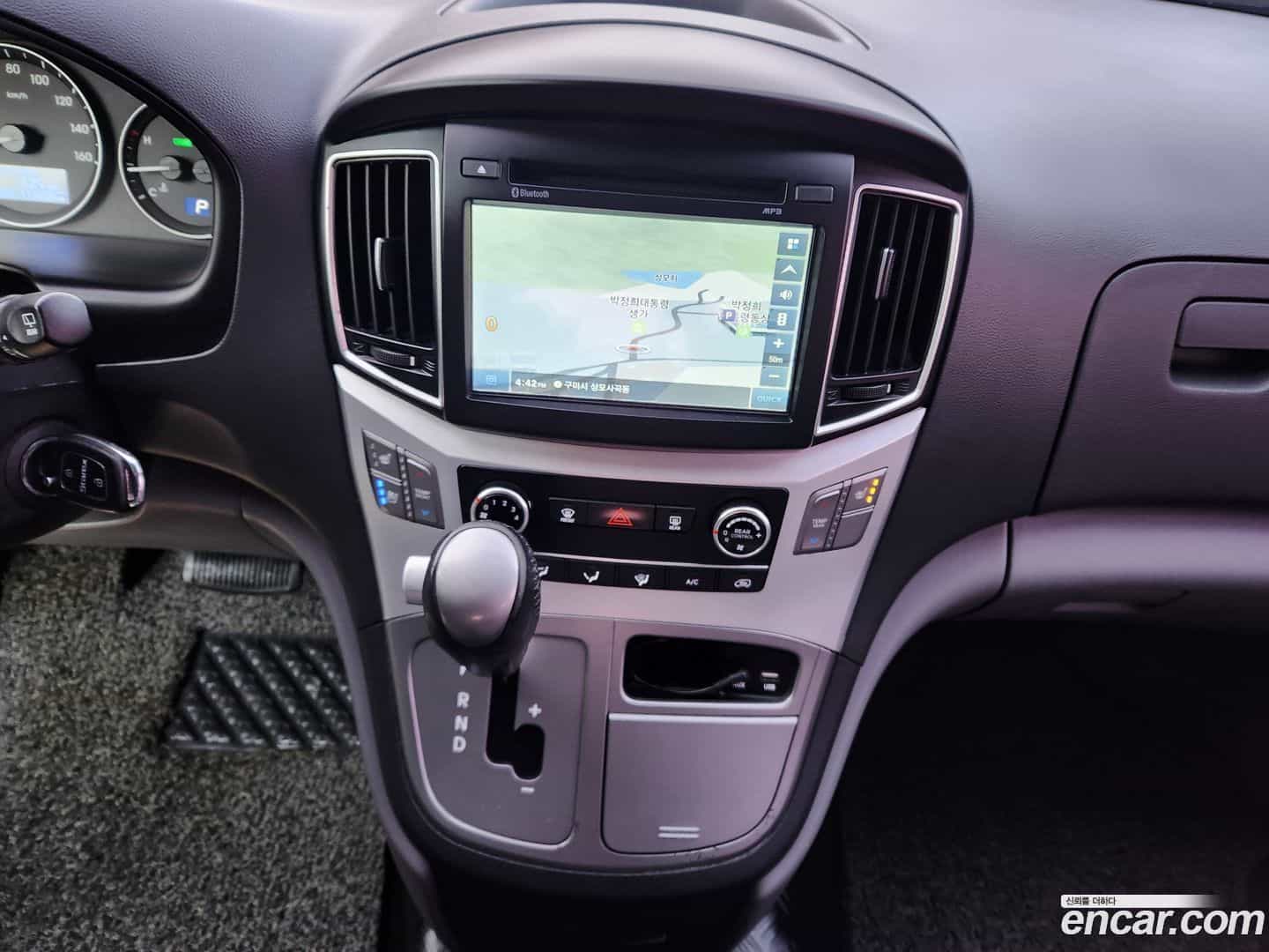 Starex Hyundai 2018.1-OPTION-016